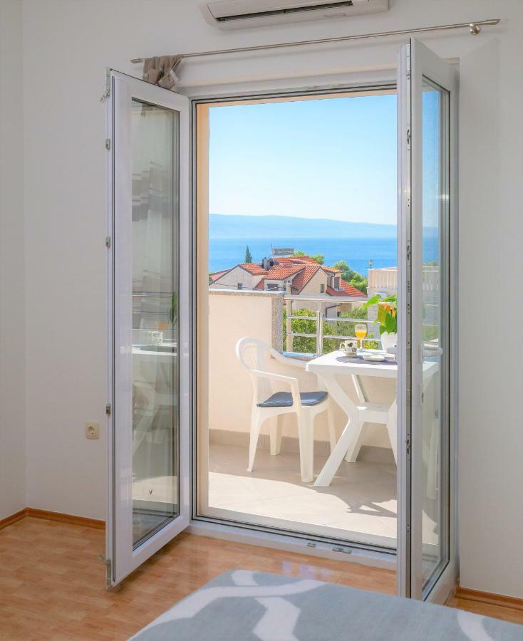 Fba Family Beach Apartments أوميس المظهر الخارجي الصورة