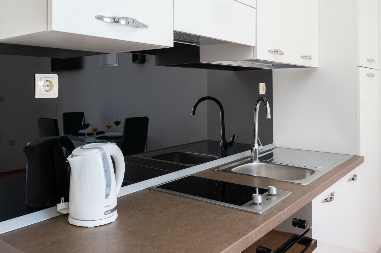 Fba Family Beach Apartments أوميس المظهر الخارجي الصورة